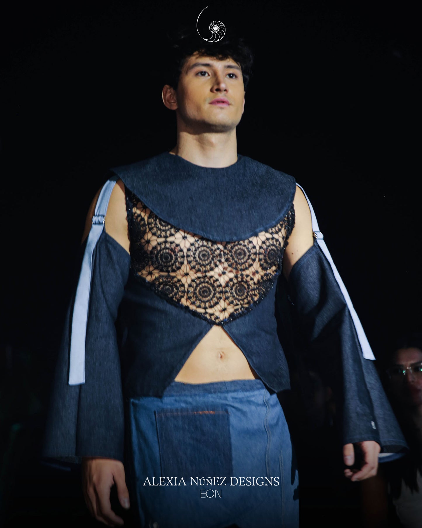 ALVARO CONVERTIBLE UNISEX TOP